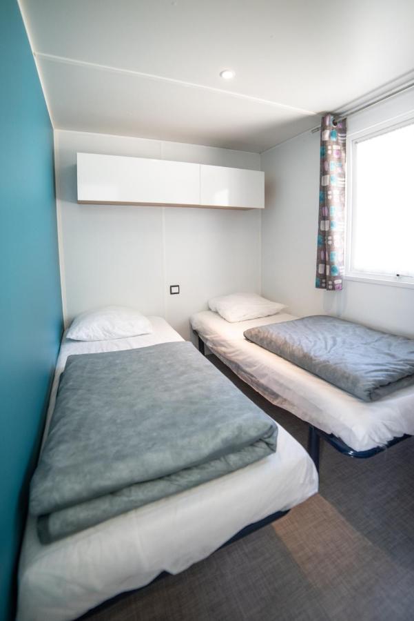 Camping Du Sevron Saint-Etienne-du-Bois  Buitenkant foto
