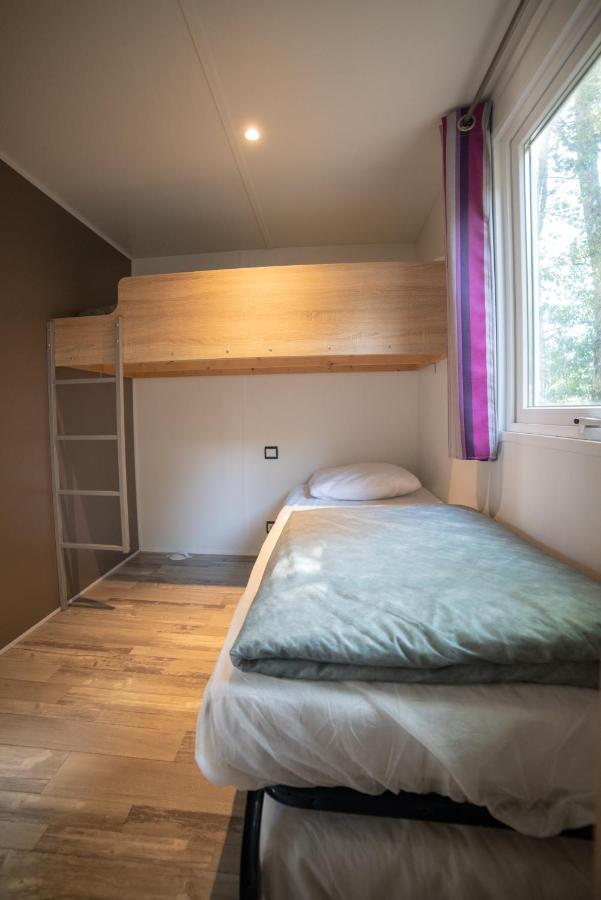 Camping Du Sevron Saint-Etienne-du-Bois  Buitenkant foto