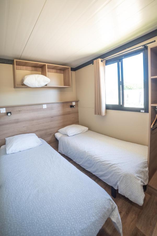 Camping Du Sevron Saint-Etienne-du-Bois  Buitenkant foto